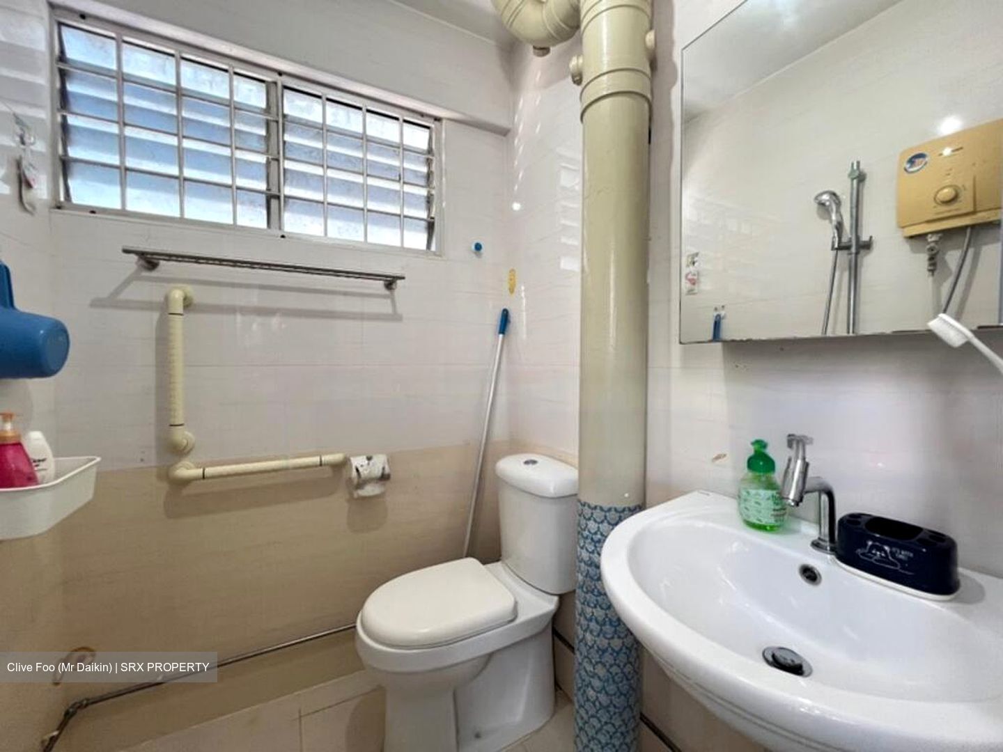 Blk 242 Gombak View (Bukit Batok), HDB 4 Rooms #459541341
